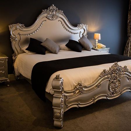 Glebe Hotel Barford  Bagian luar foto