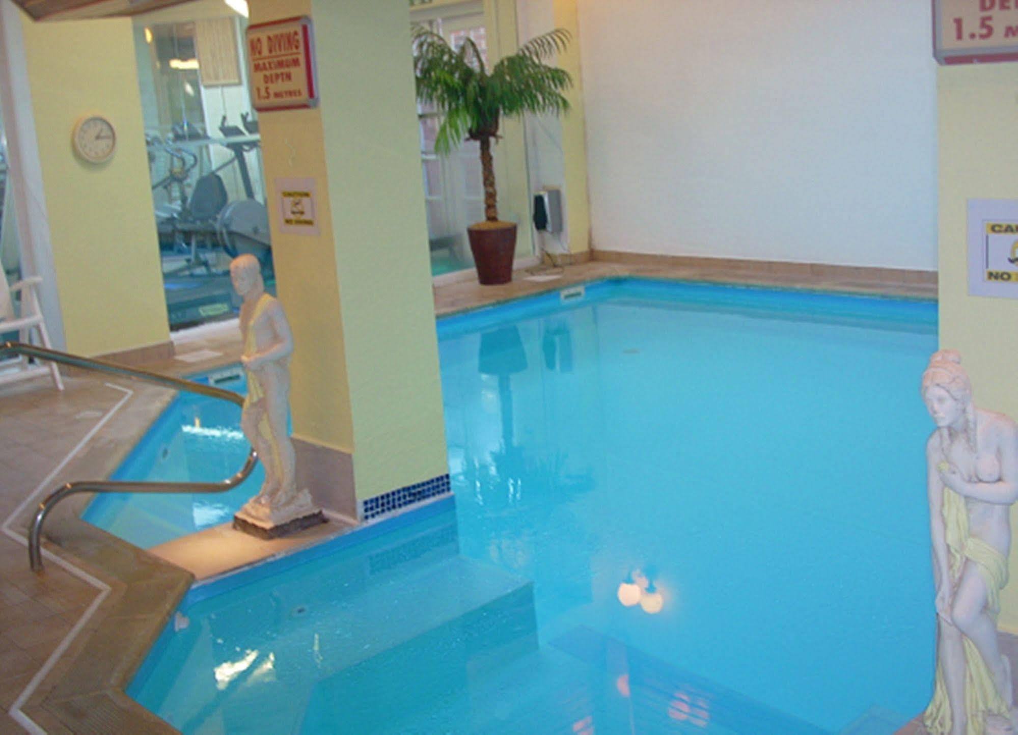 Glebe Hotel Barford  Bagian luar foto